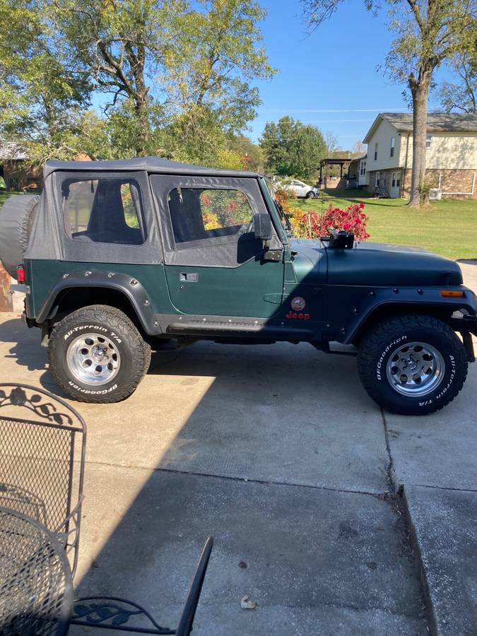 Jeep-Wrangler-yj-1993-green