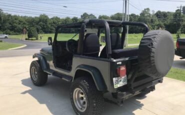 Jeep-Wrangler-yj-1993-green-5