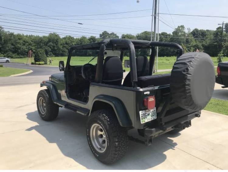 Jeep-Wrangler-yj-1993-green-5