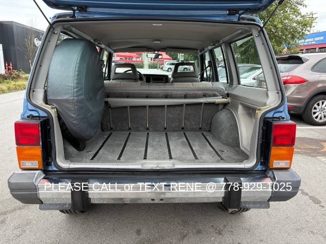 Jeep-cherokee-laredo-4x4-1989-blue-10