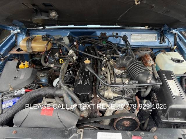 Jeep-cherokee-laredo-4x4-1989-blue-11