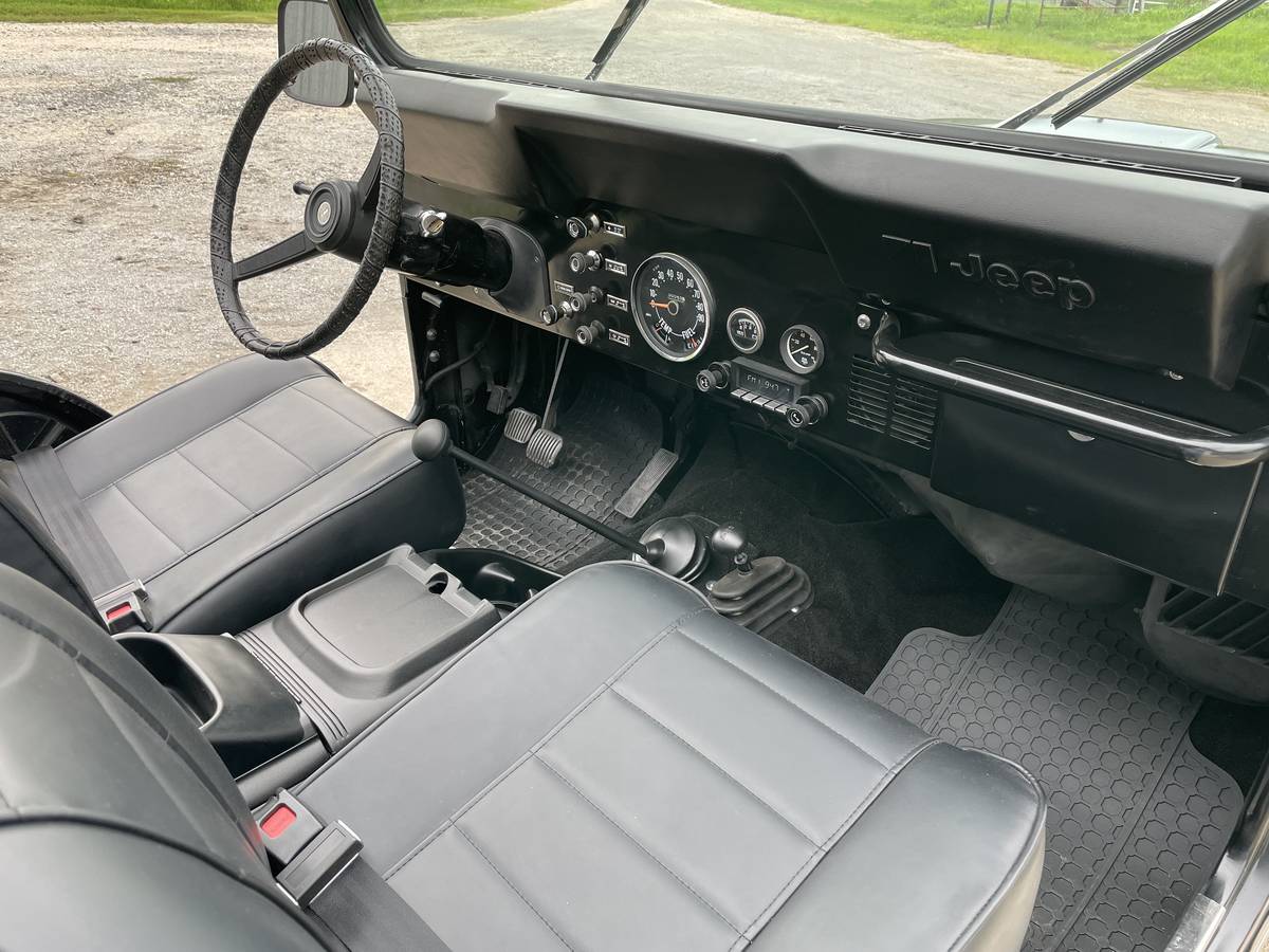 Jeep-cj-5-1979-black-1