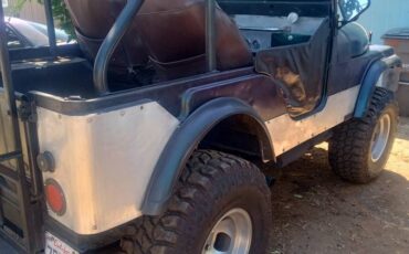 Jeep-cj5-1973-green-1