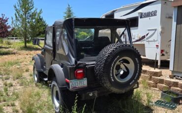 Jeep-cj5-1976-black-4