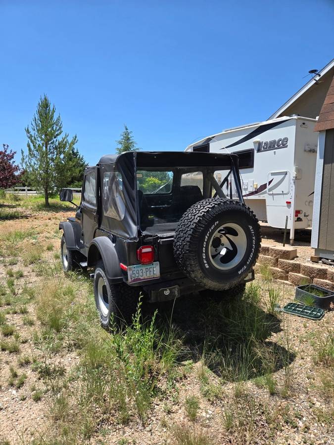 Jeep-cj5-1976-black-4