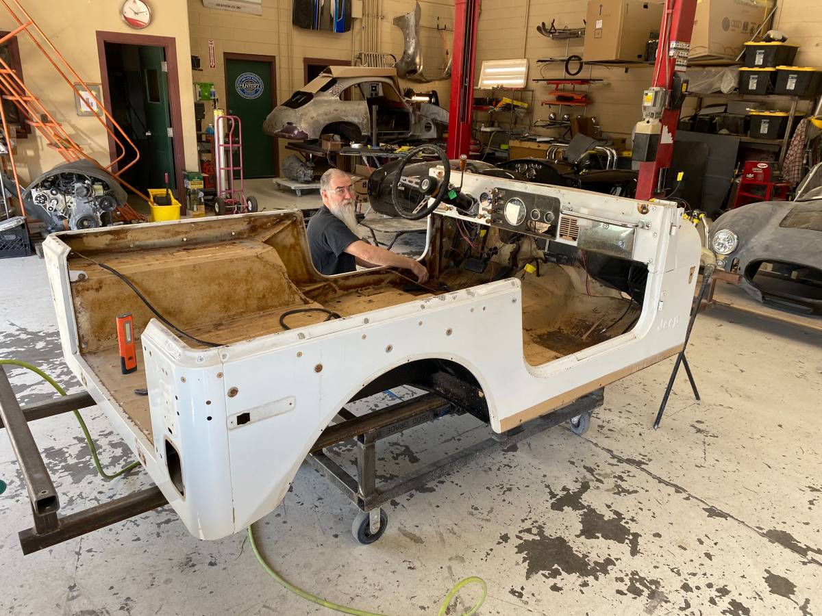 Jeep-cj7-1978-8