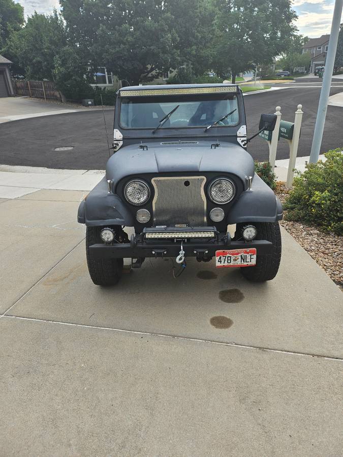 Jeep-cj7-1980-black-1