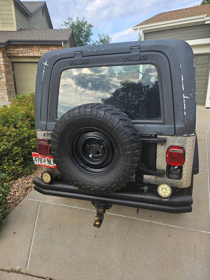 Jeep-cj7-1980-black-4