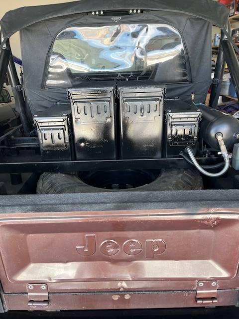 Jeep-cj7-1981-black-14
