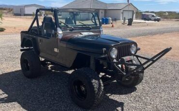 Jeep-cj7-1981-black-3