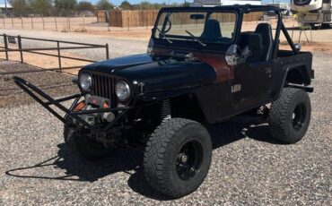 Jeep-cj7-1981-black