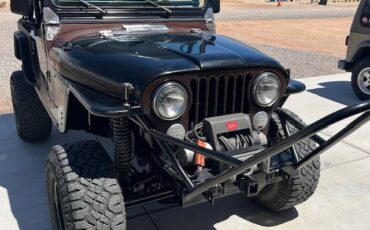 Jeep-cj7-1981-black-4