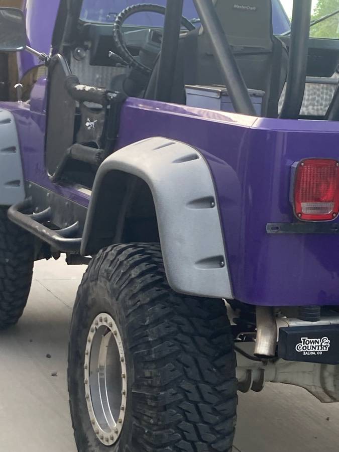 Jeep-cj7-1983-23