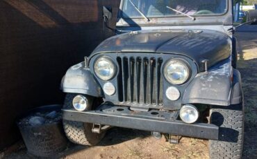 Jeep-cj7-1983-black-3