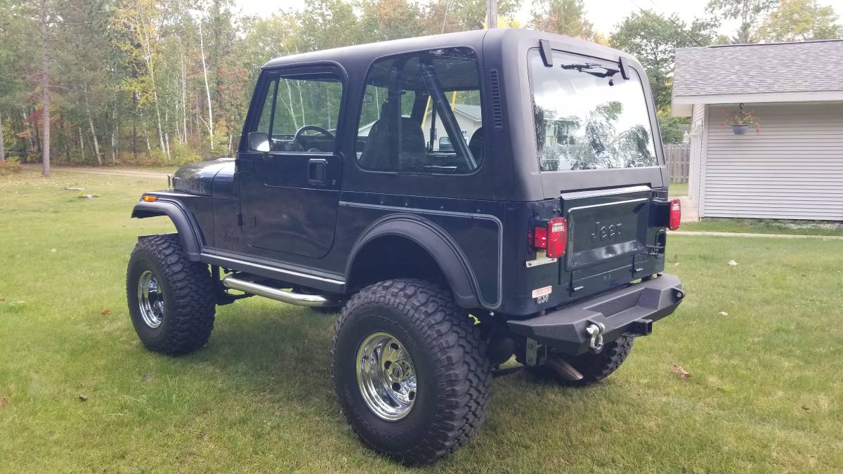 Jeep-cj7-1983-blue-3