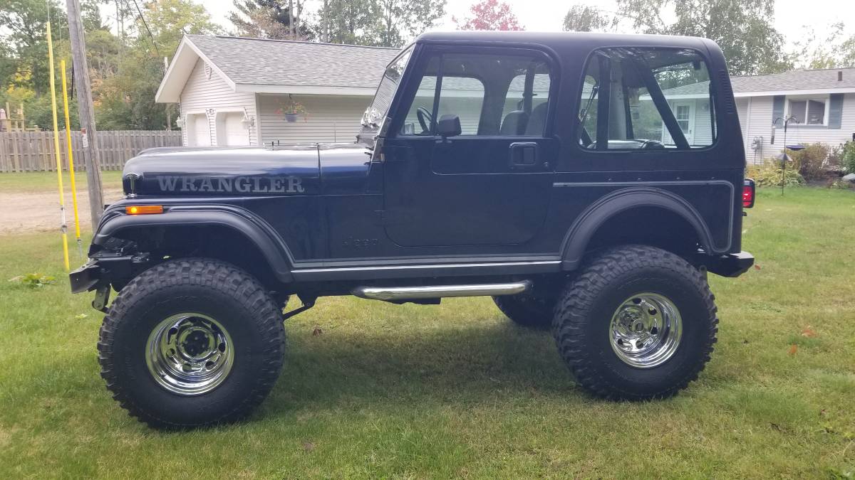 Jeep-cj7-1983-blue-4