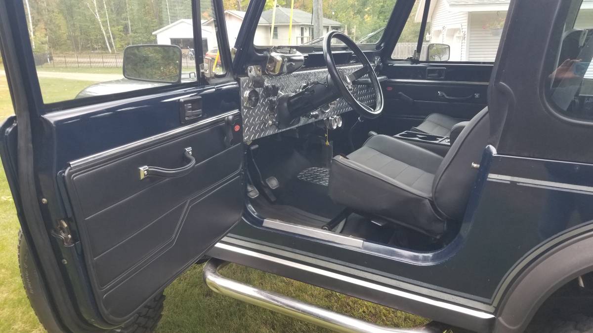 Jeep-cj7-1983-blue-8