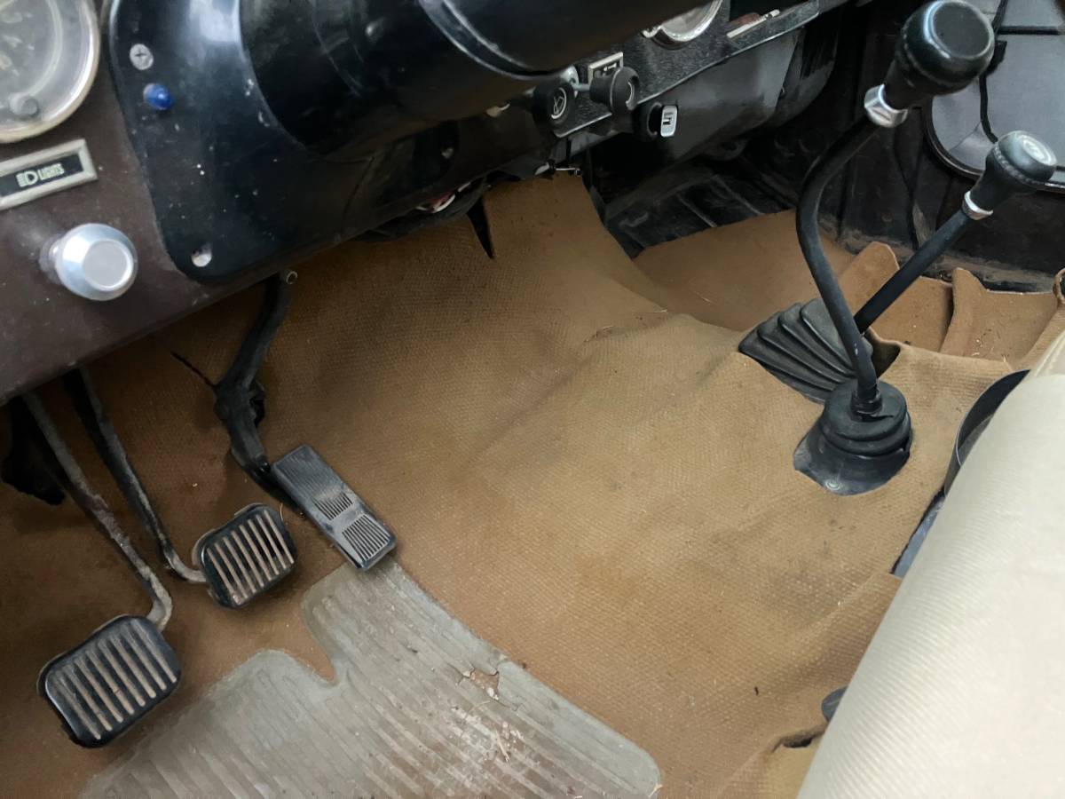 Jeep-cj7-1985-brown-4