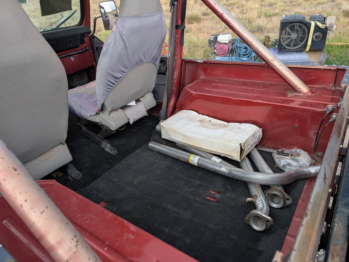 Jeep-cj7-1985-red-5