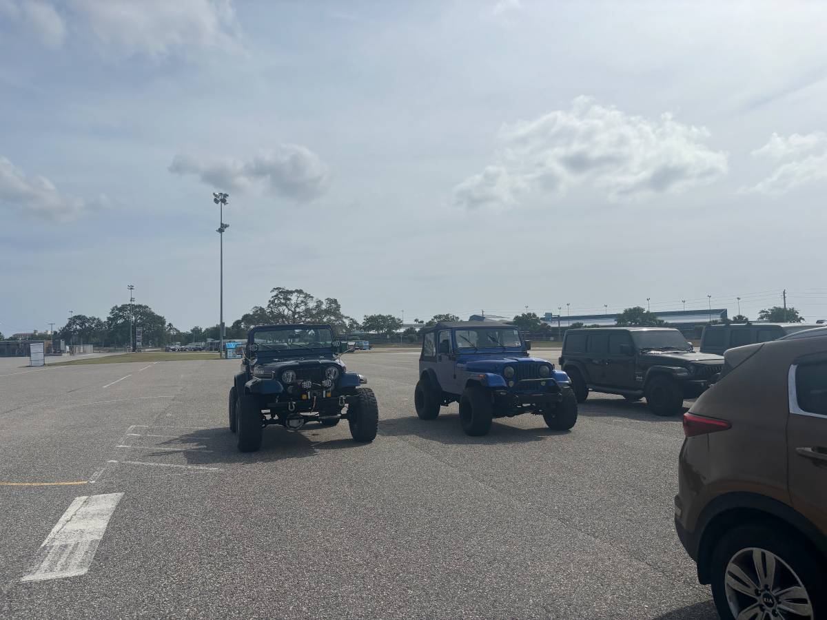 Jeep-cj8-1980-blue-4