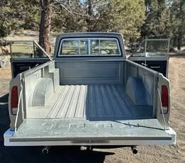 Jeep-j10-1976-grey-1
