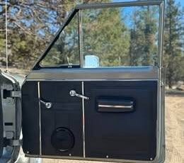 Jeep-j10-1976-grey-11