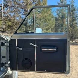 Jeep-j10-1976-grey-11