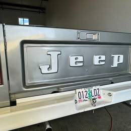 Jeep-j10-1976-grey-15
