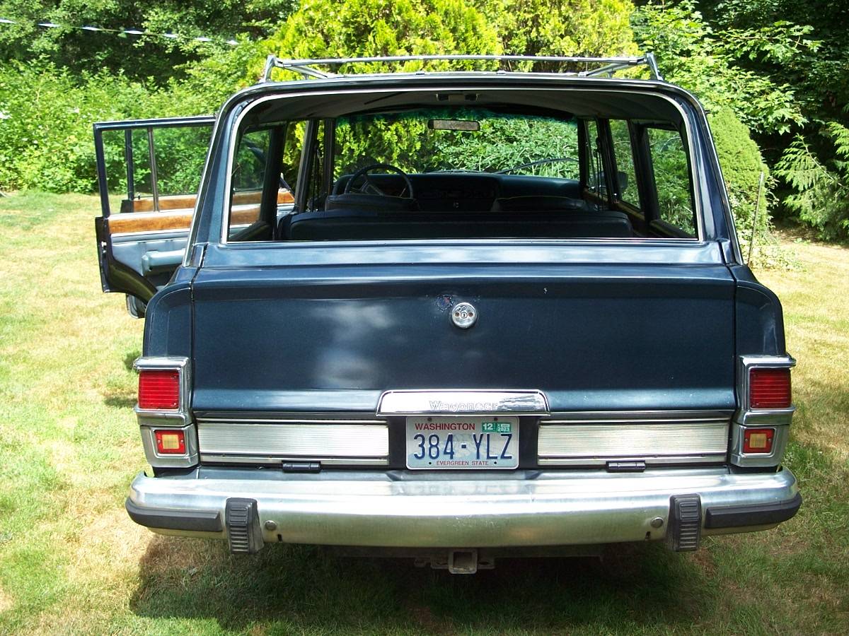 Jeep-wagoneer-brougham-1982-blue-3
