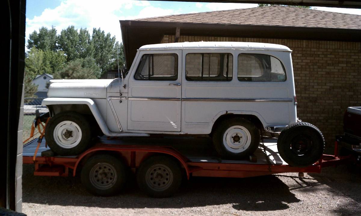 Jeep-willys-1964-white-1