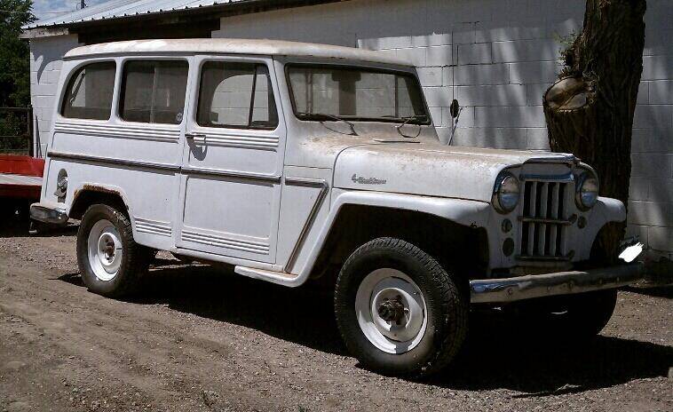 Jeep-willys-1964-white-2