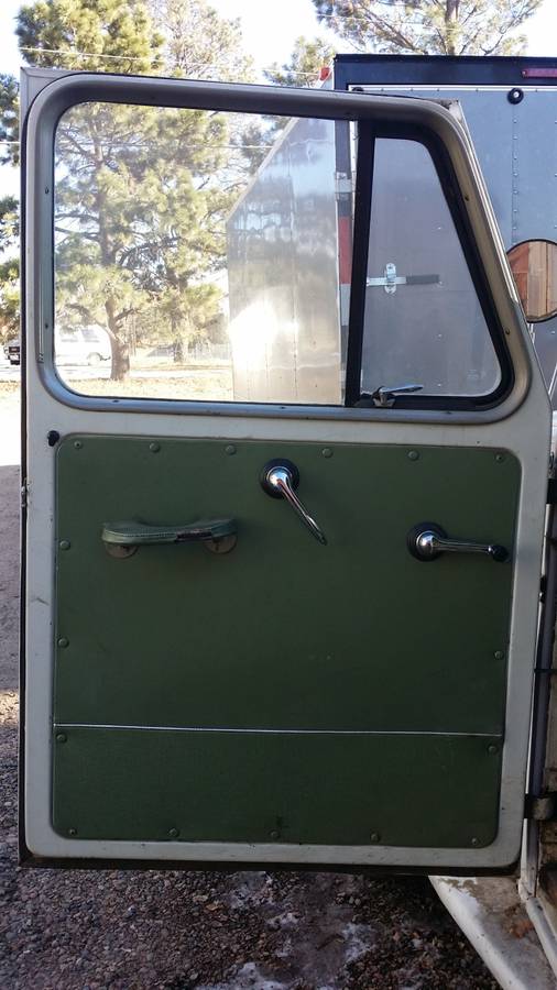 Jeep-willys-1964-white-22