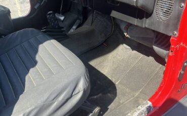 Jeep-wrangler-1992-red-9