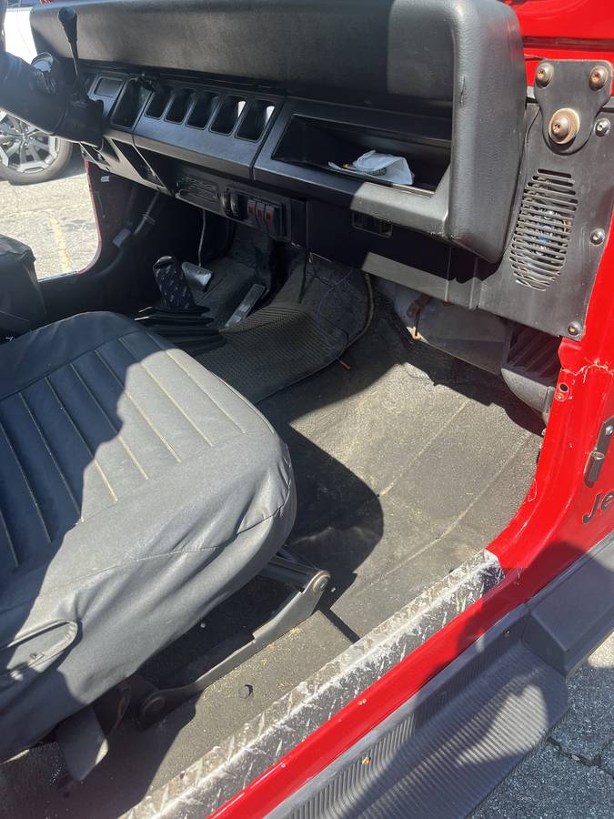 Jeep-wrangler-1992-red-9