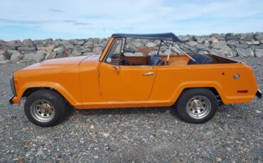 Jeepster-commando-4wd-1972-orange-1