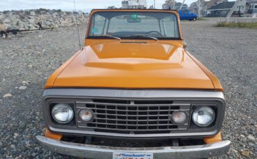 Jeepster-commando-4wd-1972-orange-2