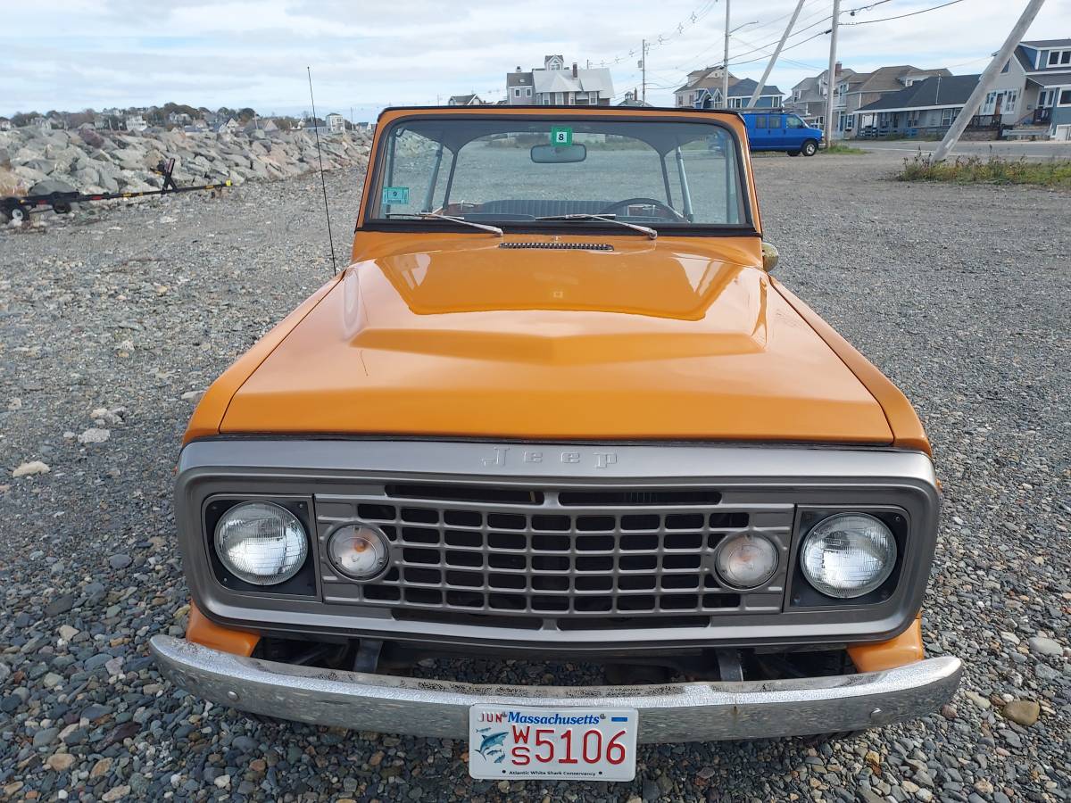 Jeepster-commando-4wd-1972-orange-2