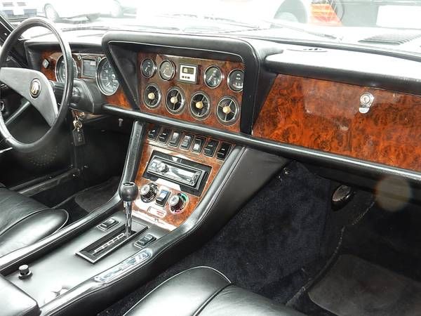 Jensen-Interceptor-1976-Black-Black-14