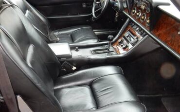 Jensen-Interceptor-1976-Black-Black-17