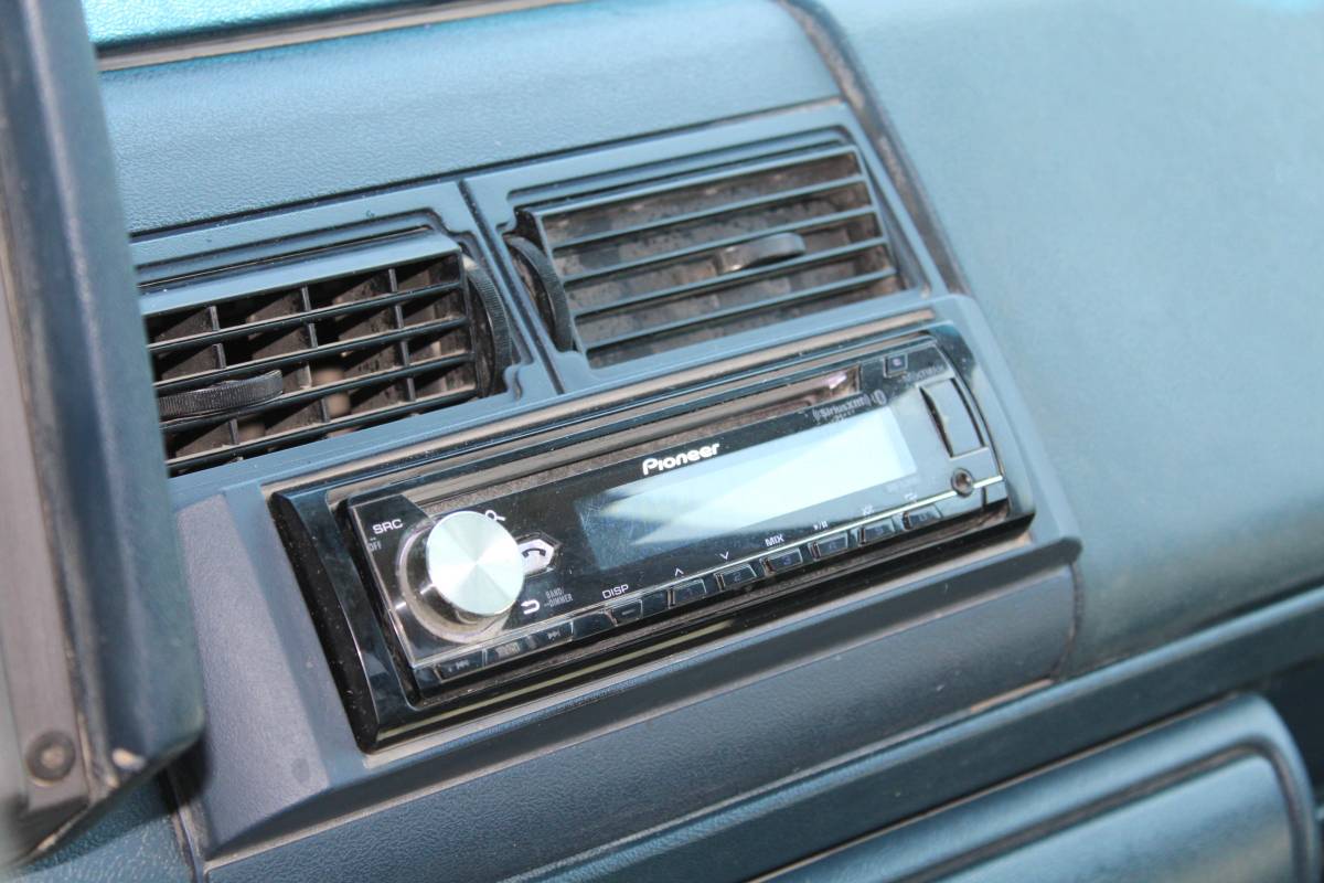K1500-1993-silver-6