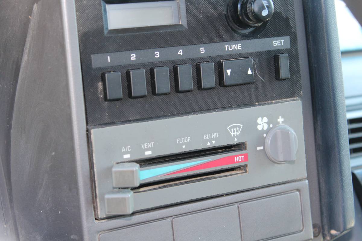 K1500-1993-silver-7