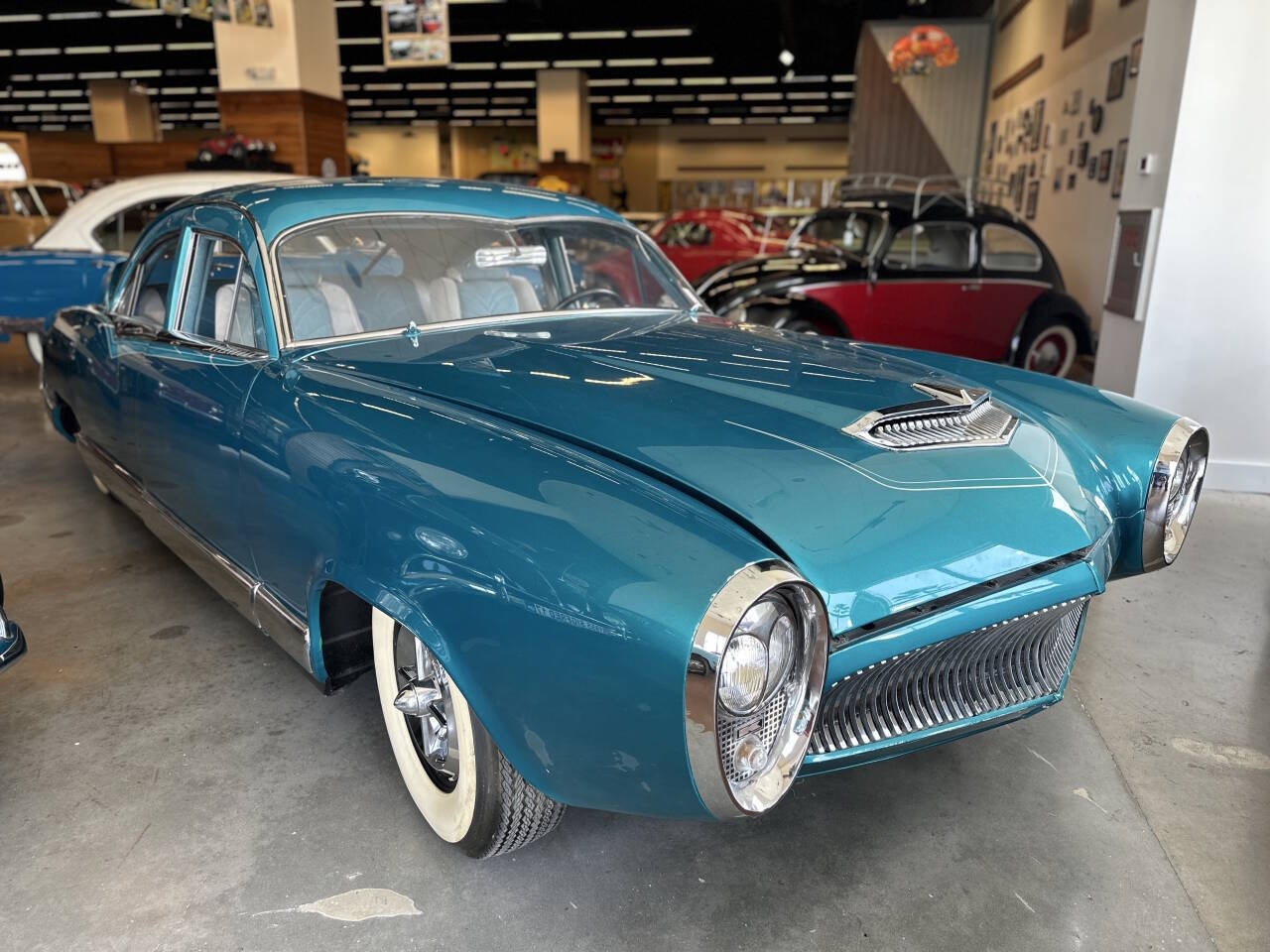 Kaiser-Manhattan-1954-Sedan-1