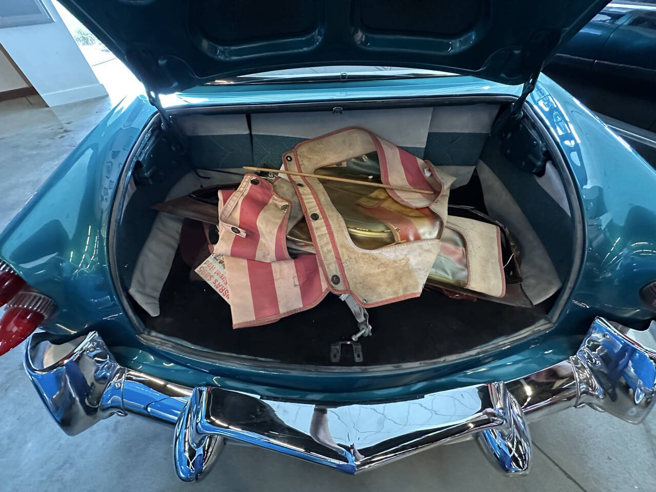 Kaiser-Manhattan-1954-Sedan-20