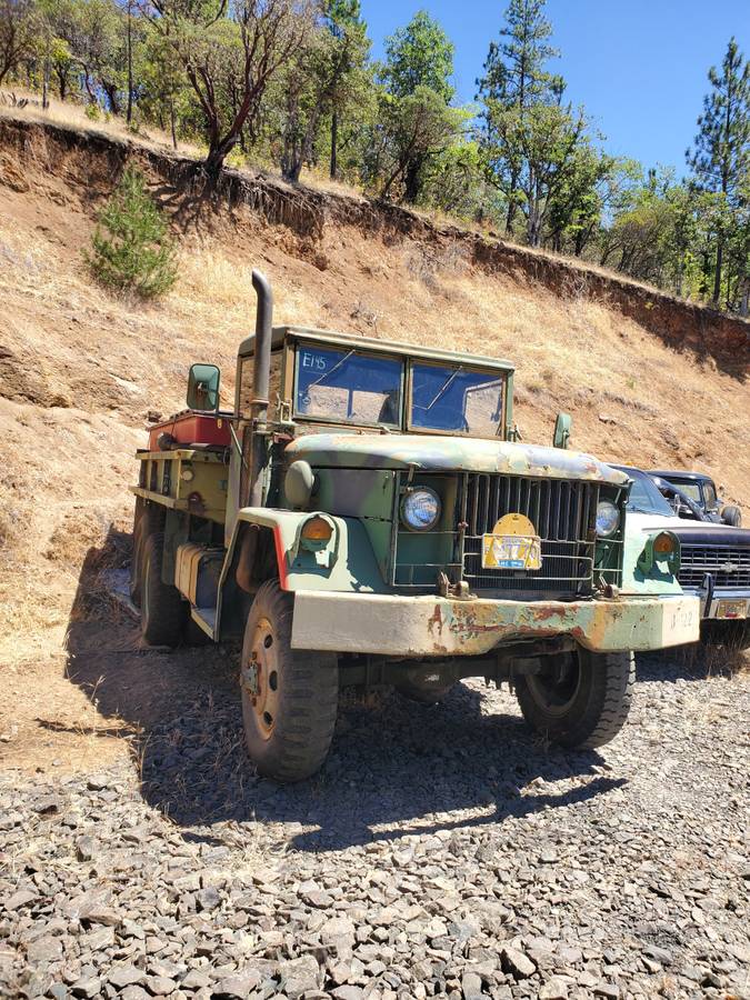 Kaiser-duece-and-a-half-6x6-diesel-1968-green-1