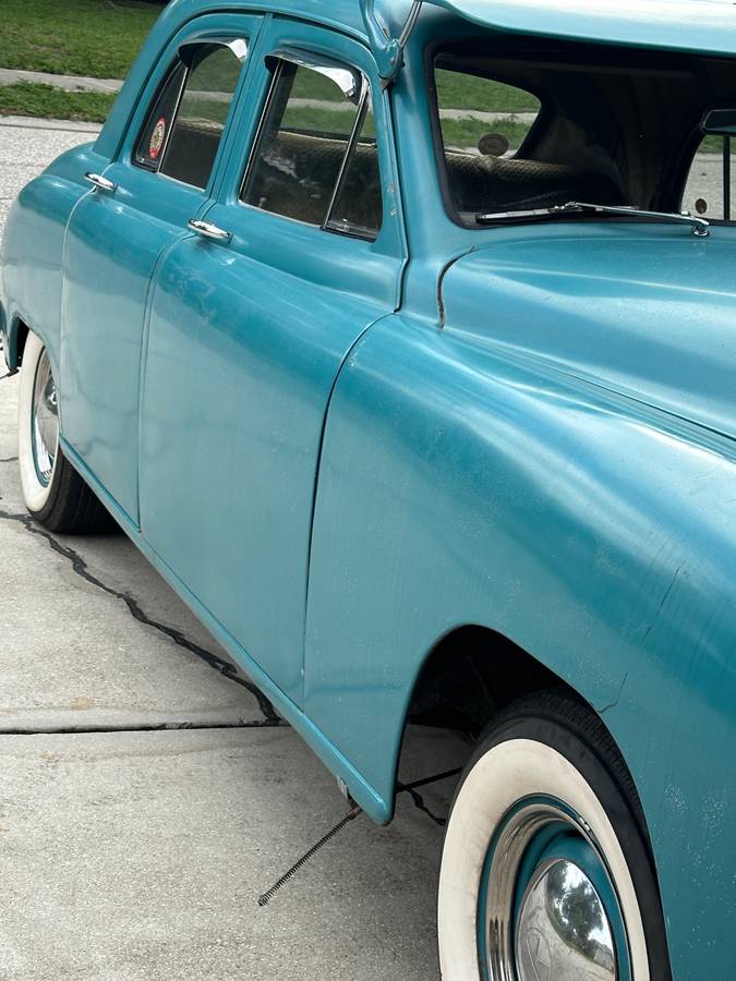 Kaiser-special-1947-blue-4