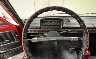 Lada-Other-1985-Corrida-Red-Black-12