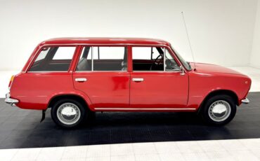 Lada-Other-1985-Corrida-Red-Black-20