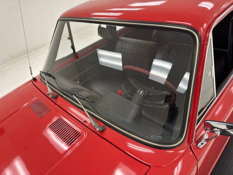 Lada-Other-1985-Corrida-Red-Black-26