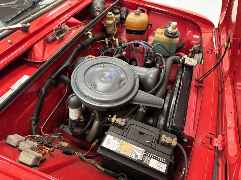 Lada-Other-1985-Corrida-Red-Black-34