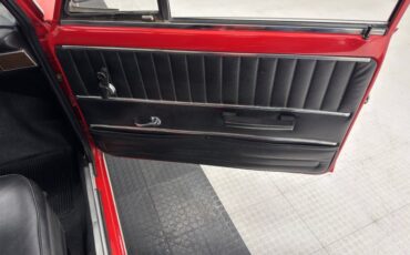 Lada-Other-1985-Corrida-Red-Black-43